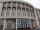 Полностью готовое трехэтажное здание под медицинский центр (7 фотографий)
